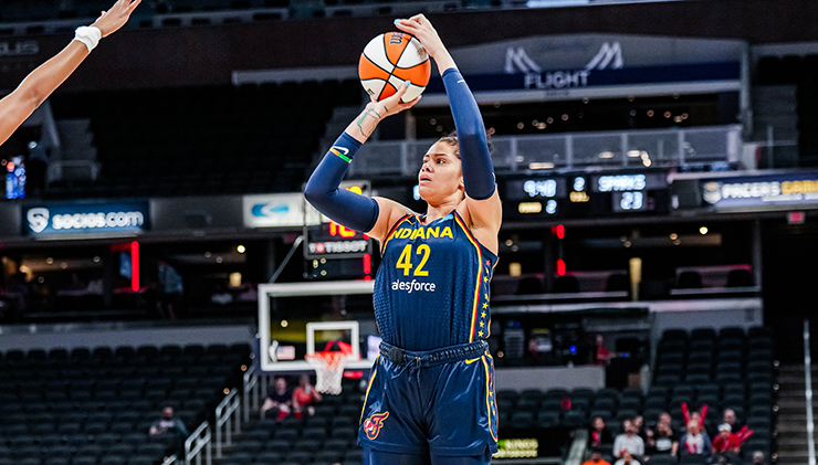 2023 Player Review: Amanda Zahui B
